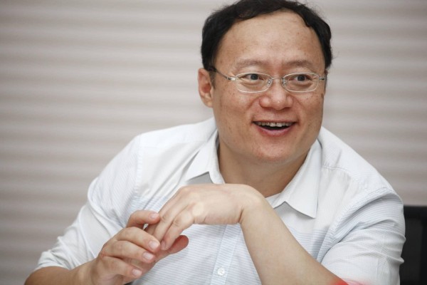 他是湖北最聪明的人，曾“打脸”同学雷军，今身家相差200倍