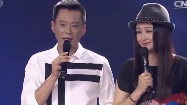 王斑作为曹颖的老公，娱乐圈籍籍无名，却是“人生赢家”