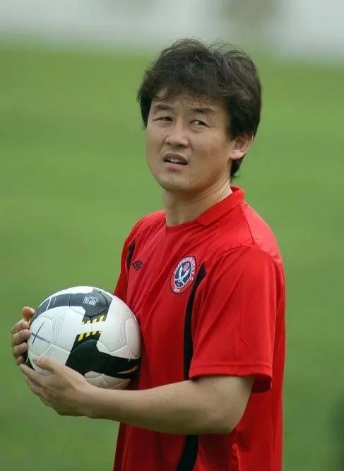 孙继海青训队索赔18万，家长喊冤，网友一面倒