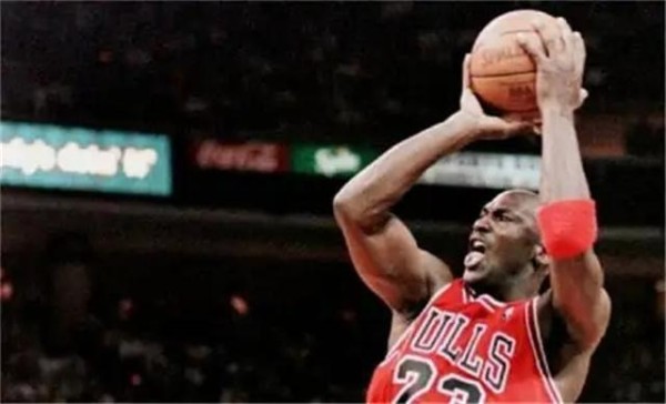 精心为乔丹准备的全明星MVP，终究被谁破坏了？球迷表示遗憾