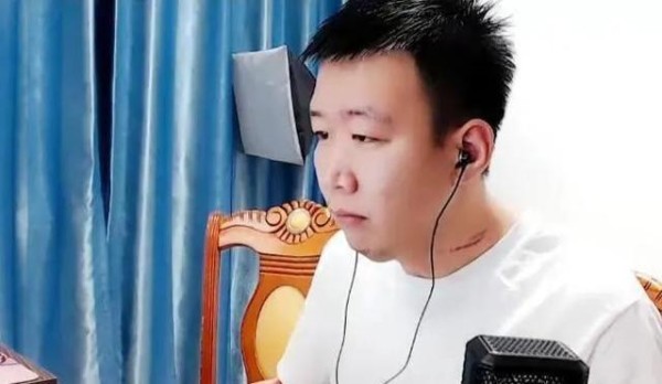 往自己公会“倒流”，大哥1000万封杀小白龙，华会长澄清子虚乌有