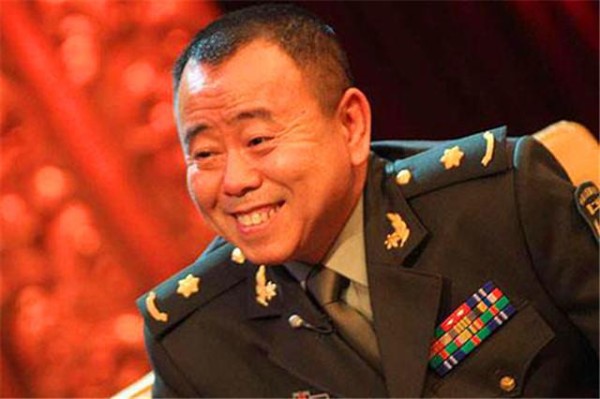 娱乐圈中也有军人，潘长江韩红都有军衔，但都没他的高