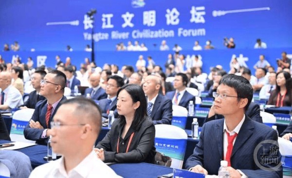 渝聊渝精彩｜当法国汉学家在长江边吟起宋词
