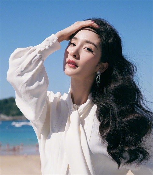 男星最想合作的五位女星：杨颖第五，赵丽颖第二，第一当之无愧