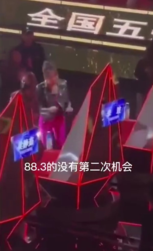 多位明星曝好声音内幕 网红称为李玟发声被威胁