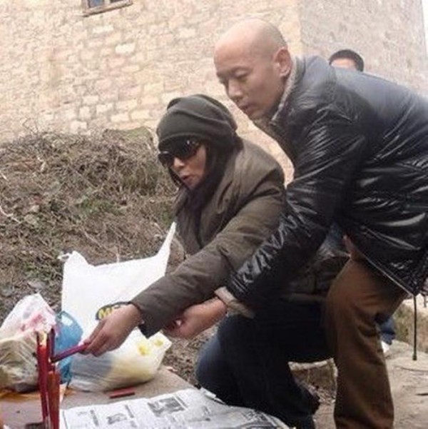 葛优与妻子何聪无子婚姻30年，始终不离不弃