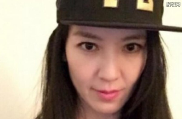 林熙蕾泳装事件