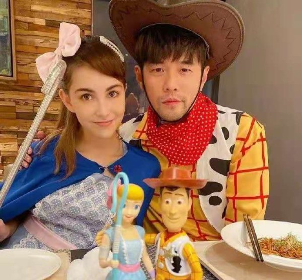 祝绪丹金希澈终于同框了！网友：宛如我们追星成功的样子
