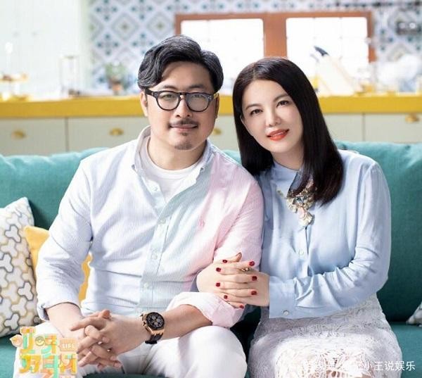 李湘王岳伦新节目海报恩爱依旧！网友：已经洗不白了！