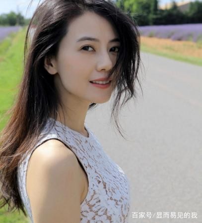 国民女神有了，国民老公有了，国民闺女有了，“国民学姐”上线了