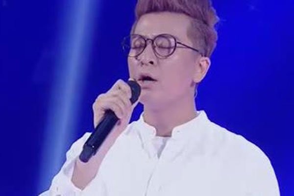 于毅和吴越长得好像 吴樾和于毅怎么那么像