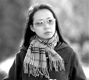 张艺谋也有捧不红的谋女郎，一位销声匿迹，一位退出娱乐圈
