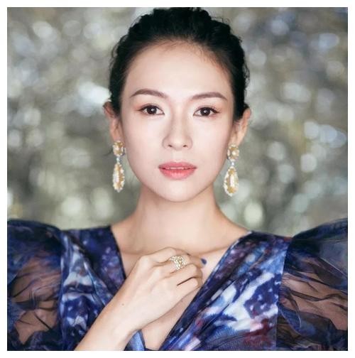 张艺谋捧红的5位“谋女郎”，前4位是一线女星，只有她退出娱乐圈
