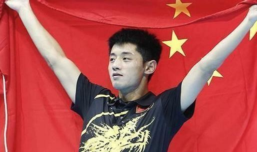 有明星艺人却不认识中国国旗还强词夺理。这种艺人也配在中国待?
