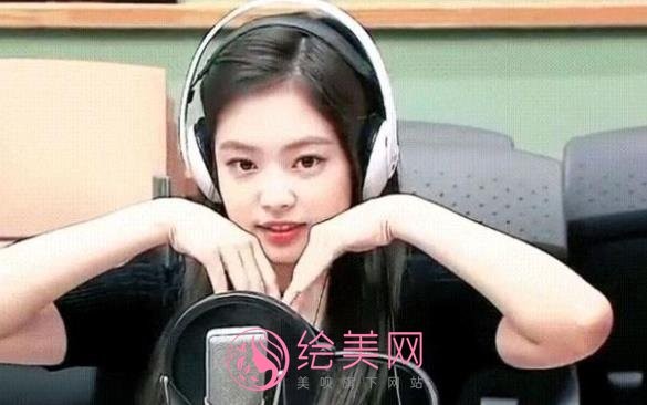 jennie金智秀终于比心成功是怎么回事？明星的演绎之路<a target=