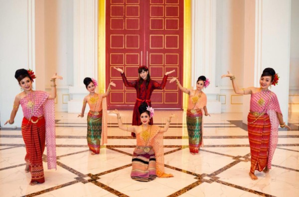 罗志祥「妹妹」走红泰国 秘密私会泰国拳王画面流出