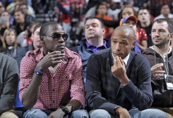 NBA球星亨利的职业生涯回顾与精彩表现分析