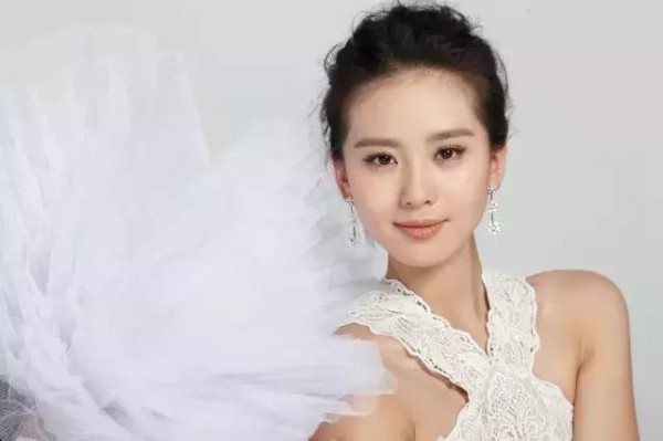 郑爽热巴赵丽颖等当红小花谁才是剧圈口碑之王？豆瓣评分告诉你（4）