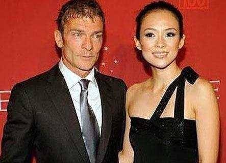 章子怡老外前男友Vivi近照，庆幸还好没嫁！