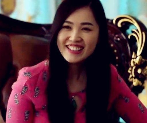 王宝强女儿参加节目显得老土，如今小土妞大变样，和马蓉越来越像