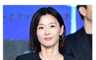 韩媒报道全智贤新剧《暴风圈》台词争议，韩国网友…