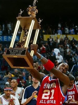 当年谁抢了乔丹最后一届全明星mvp？