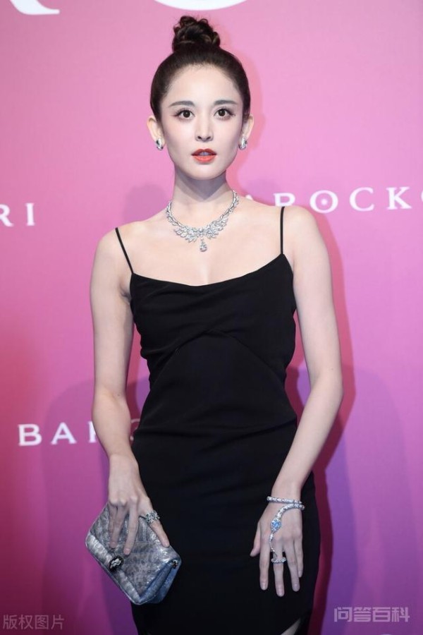 为什么明星穿什么都好看？