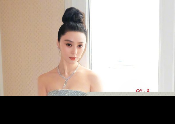 李晨朋友圈疑曝光 范冰冰看到这五个字哭晕在厕所
