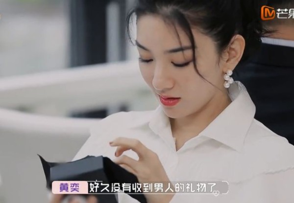 隐瞒婚史、取向，只为与明星恋爱？婚恋史到底该不该坦白？