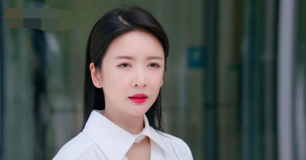 叶非墨得胃癌时日无多，温小暖含恨离开，知道真相之后悔不当初