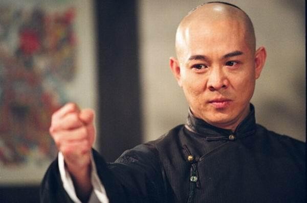 李连杰势力到底有多大？鲁豫道出真相：和马云逛街、马化腾帮忙