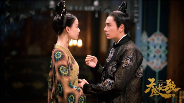 盘点与陈坤演过情侣的八大女星，看看谁最有CP感？