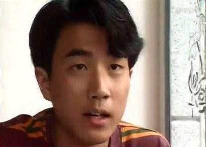 与杨幂离婚5个月，搭戏赵丽颖也没翻红，如今45岁容貌变化大