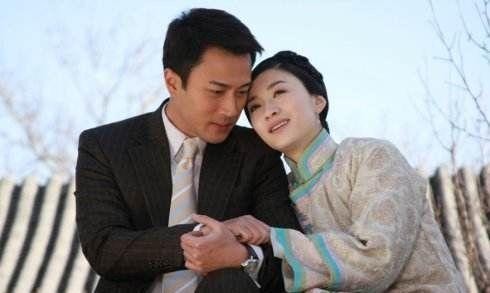 与杨幂离婚5个月，搭戏赵丽颖也没翻红，如今45岁容貌变化大