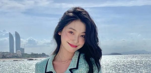 易梦玲与马思唯：从网红到说唱明星的爱情与音乐之路