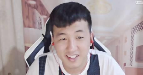 被天佑阿哲封杀的两个主播，如今成这样，网友都是自找的！