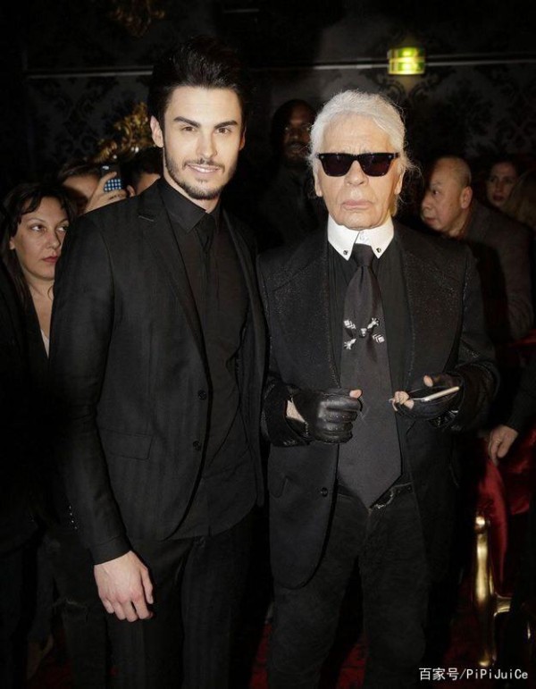 昔日灵感男神倾吐与老佛爷KarlLagerfeld之间的特权关系