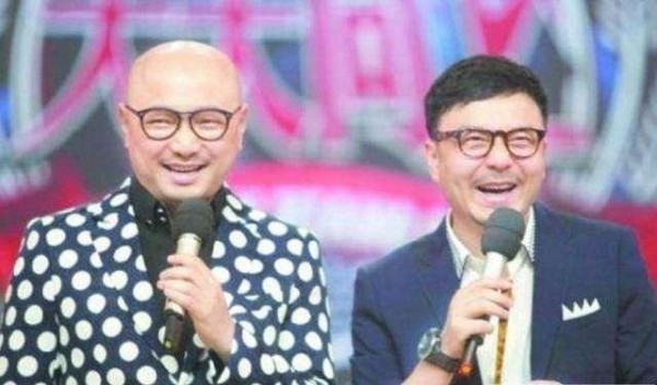娱乐圈没有血缘关系却“傻傻分不清”的7对明星，最后一张太神奇