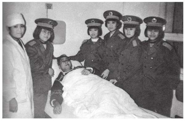 路遥离世时有多孤寂？临终前骂弟弟忘恩负义，葬礼上女儿掀开棺盖