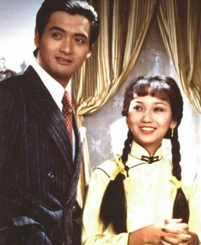 赵雅芝和周润发的关系浮出水面, 周润发结婚32年无子说明一切