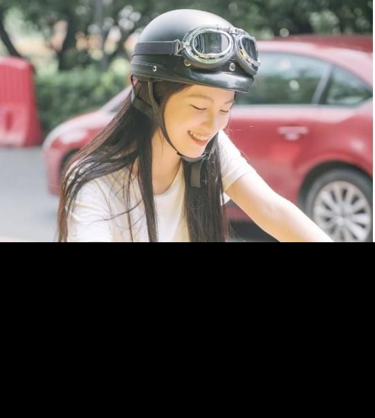 黄灿灿闺蜜曝黄灿灿分手后就流产了？黄灿灿男友张振个人资料