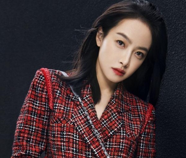 宋茜是少女时代成员吗(宋茜和郑秀晶什么关系)