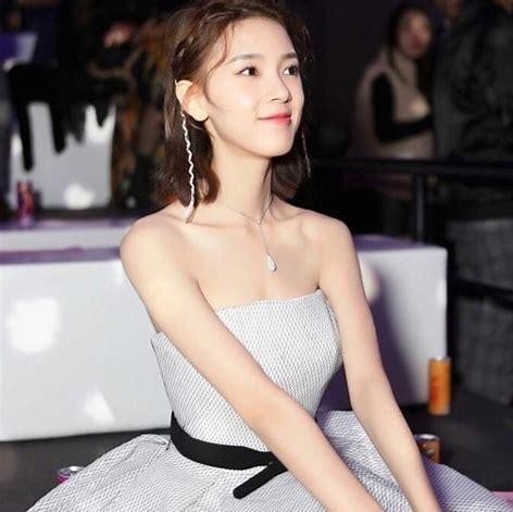魅力女星大比拼：哪位女明星的美腿，是兼顾腿长不错
