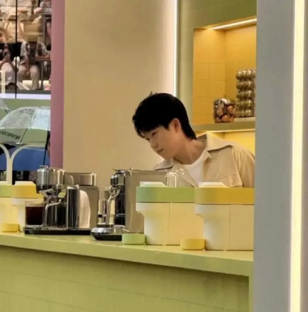 王楚钦为何成红树林合伙人？揭秘常绿红树林的真实身份