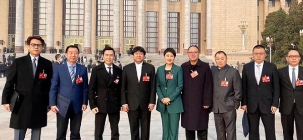 两会揭示明星体制的地位，这四位明星受到国家邀请认可