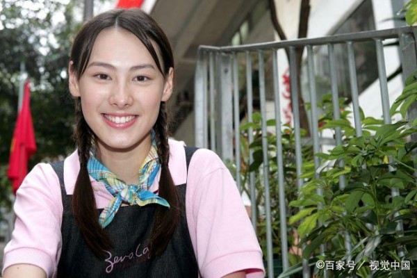 首富之子看上他公司的艺人，他却敢不给面子，直言不会轻易放人走