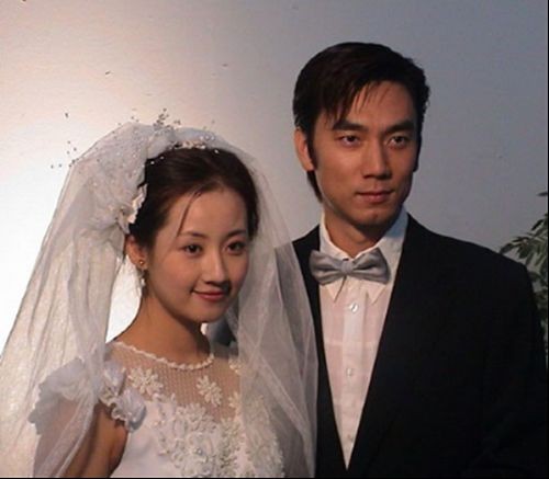 林依轮两任妻子：一位让他红遍内地，一位让他成为富豪!~