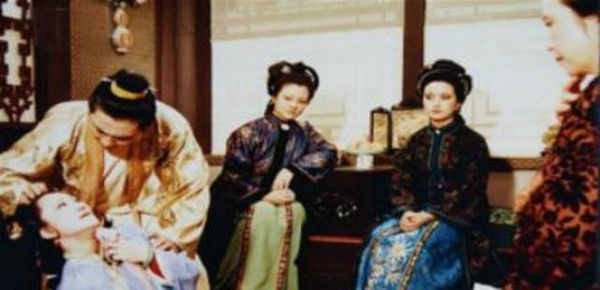 《红楼梦》中此人处事圆滑，安守本分，却为何遭人唾弃？