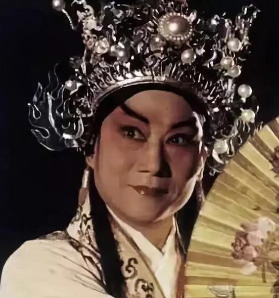 娱乐圈又一位名家去世，郭德纲为他打开评论，深夜独自发文告别