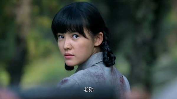 刺情：内奸向小伙开枪，谁料小伙早就识破了他，卸掉了枪里的撞针
